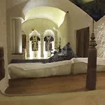 Hu Of Cappadocia - Special Class
