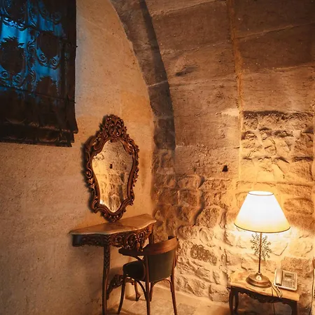 Hu Of Cappadocia - Special Class 2*