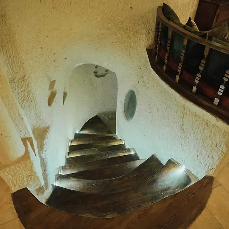 Hu Of Cappadocia - Special Class