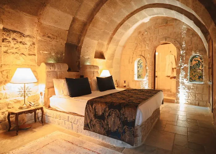 Hu Of Cappadocia - Special Class