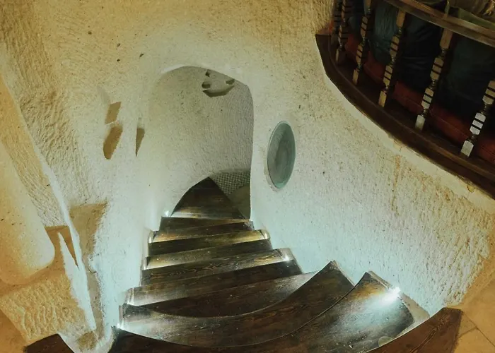 Hu Of Cappadocia - Special Class