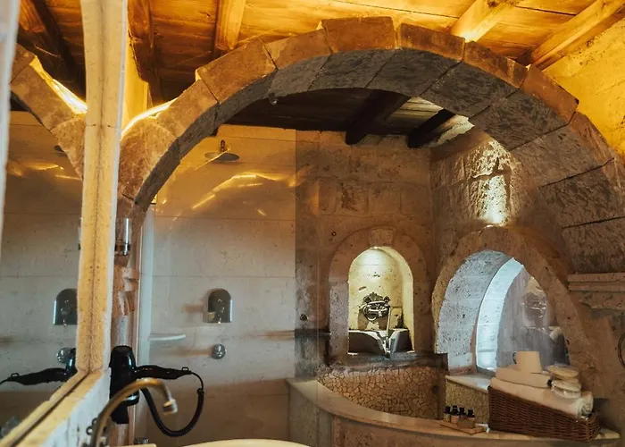 Hu Of Cappadocia - Special Class 2*