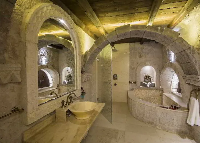 Hu Of Cappadocia - Special Class Uchisar